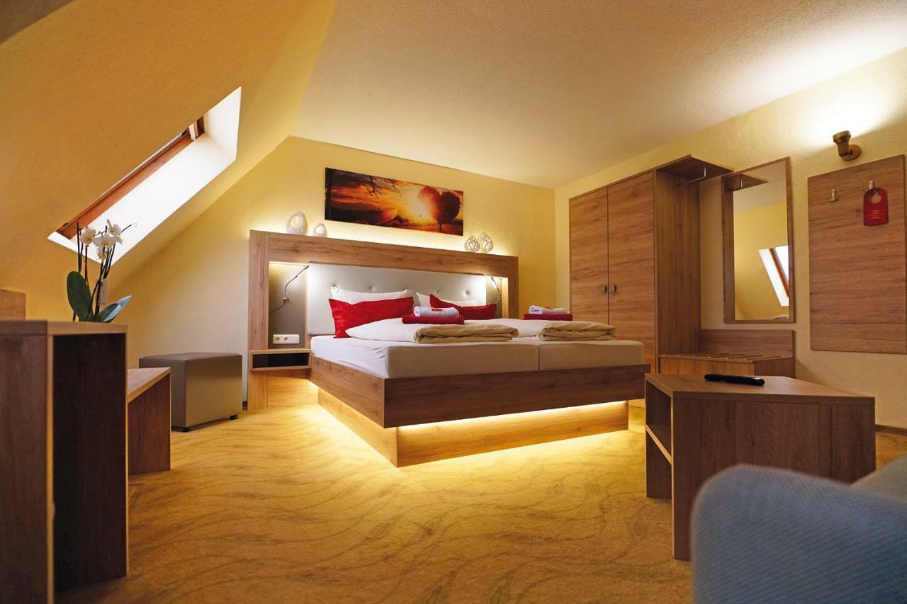 Hotel Und Restaurant Buehlhaus ไอเบินชตอค ภายนอก รูปภาพ