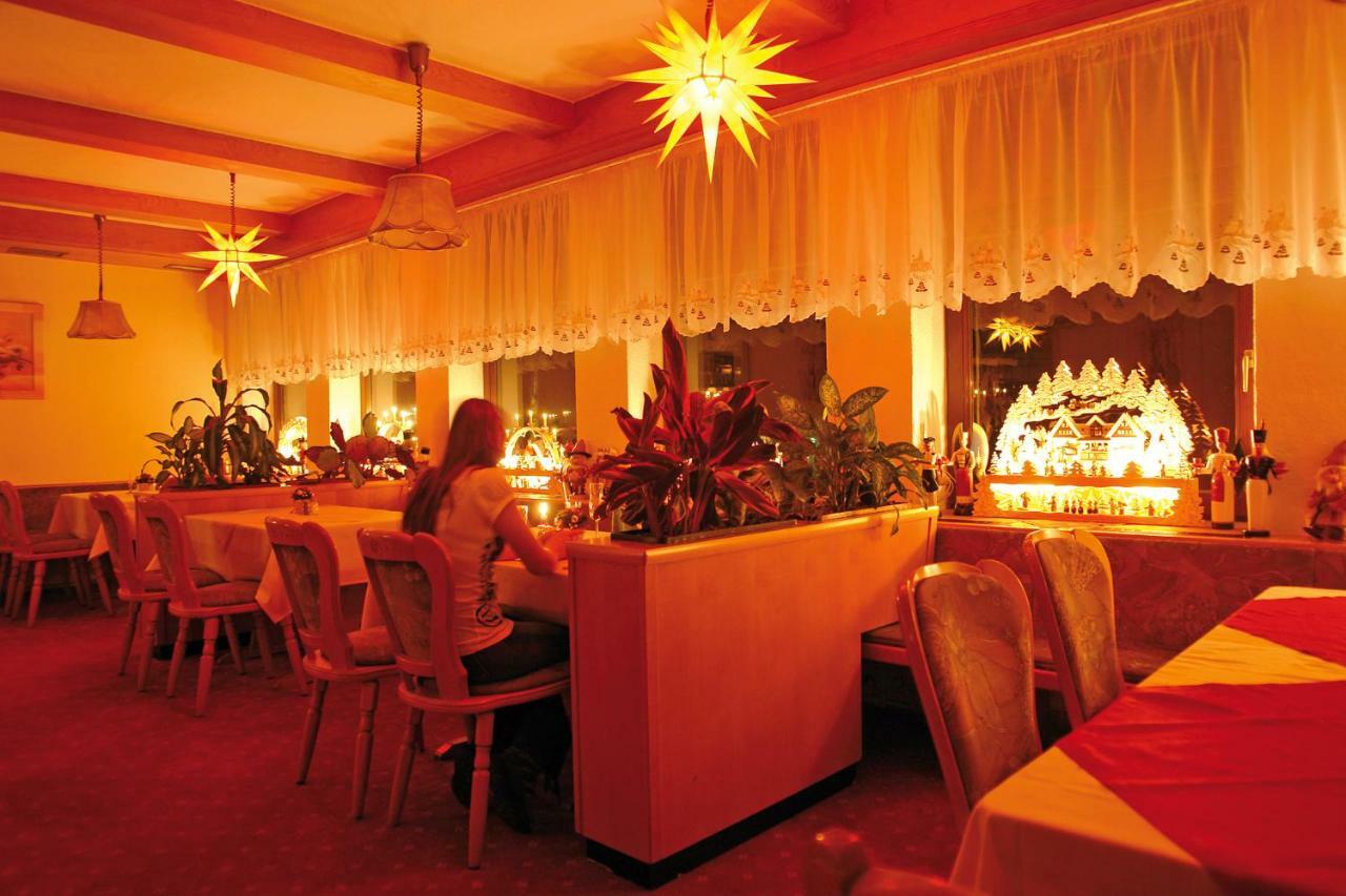 Hotel Und Restaurant Buehlhaus ไอเบินชตอค ภายนอก รูปภาพ